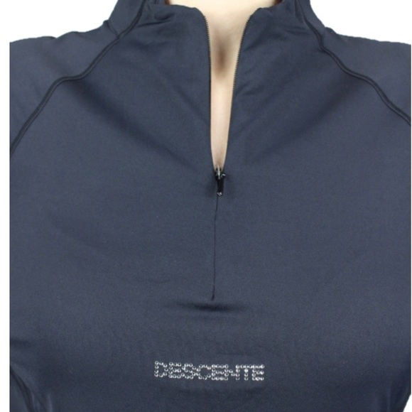 DESCENTE × SWAROVSKI  Mid-Layer Ski- 1/4
Zip  Black Base Layer long sleeve Top - Picture 2 of 9